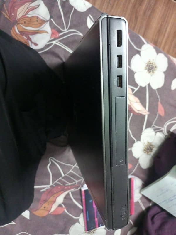 Dell Precision M4800 Workstation Laptop 4