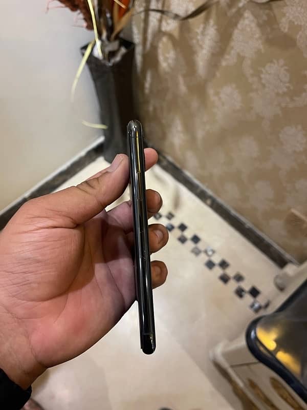 Iphone 11 pro dua pta approved 2