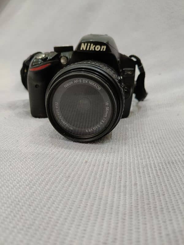 Nikon D3200 DSLR with 18-55 Kit Lens 0