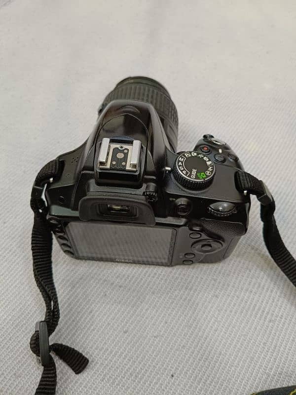 Nikon D3200 DSLR with 18-55 Kit Lens 4