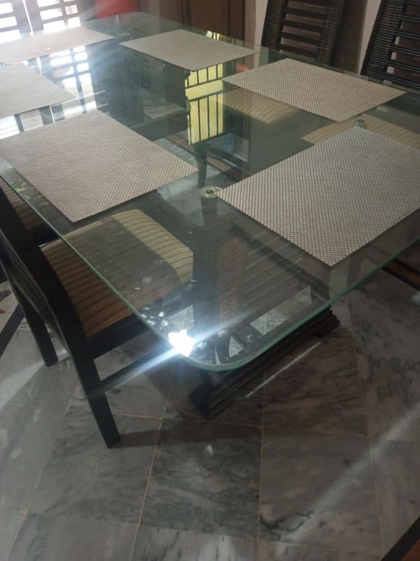 6 seater Dinning Table for sale 1