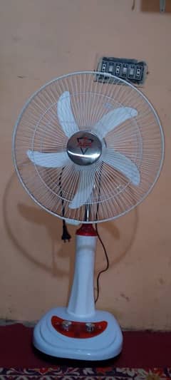 Ac Dc fan 2 for sale  Battery timming 3hour  Only 1 month used