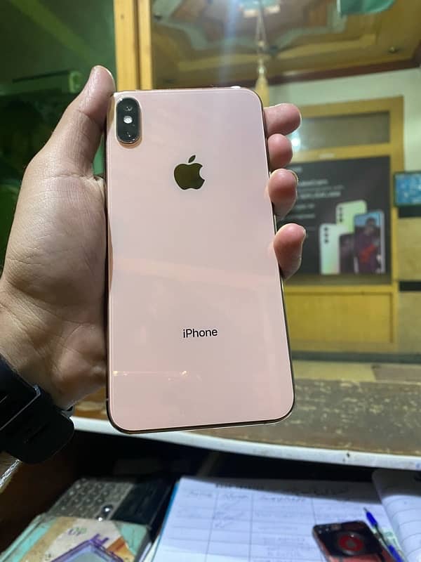 iPhone Xsmax 256 Gb non PTA 2