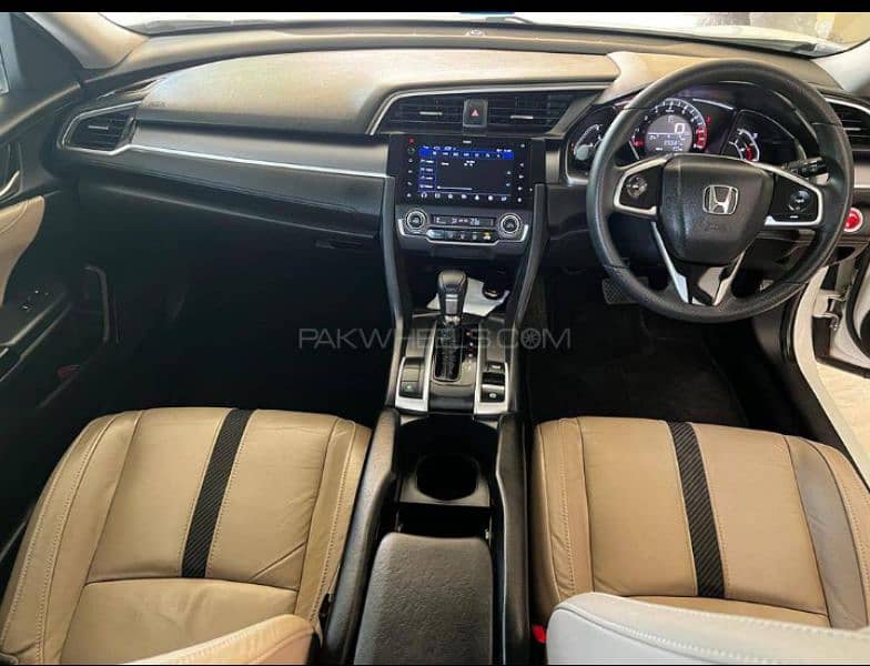 Honda Civic Oriel 2018 3