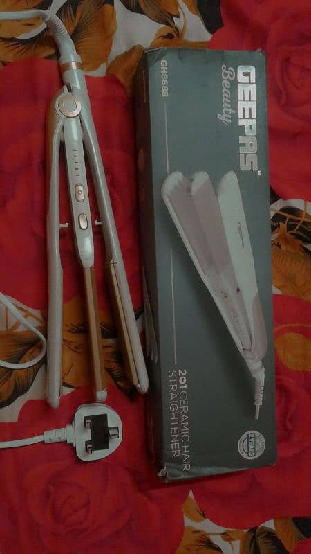 HAIR STRAIGHTENER 3