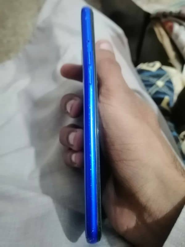 Realme C2 3