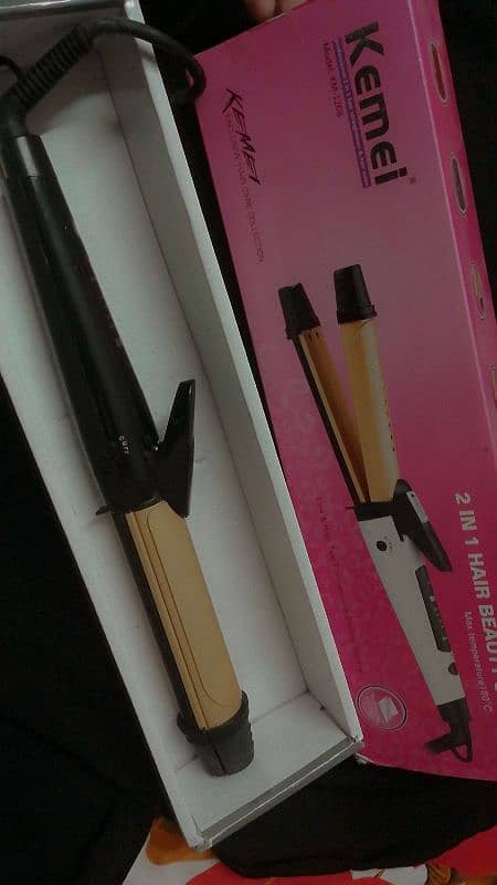 HAIR STRAIGHTENER 4