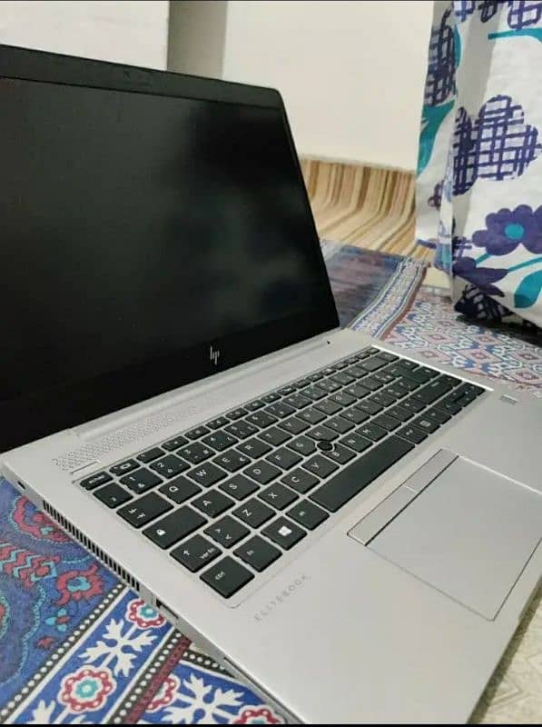 HP ELITEBOOK 840 G5  - CORE I7 8TH GEN QUAD CORE PROCESSOR 3