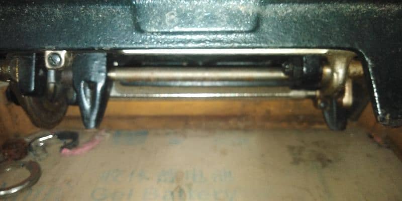 singer sewing mechine used. . 2