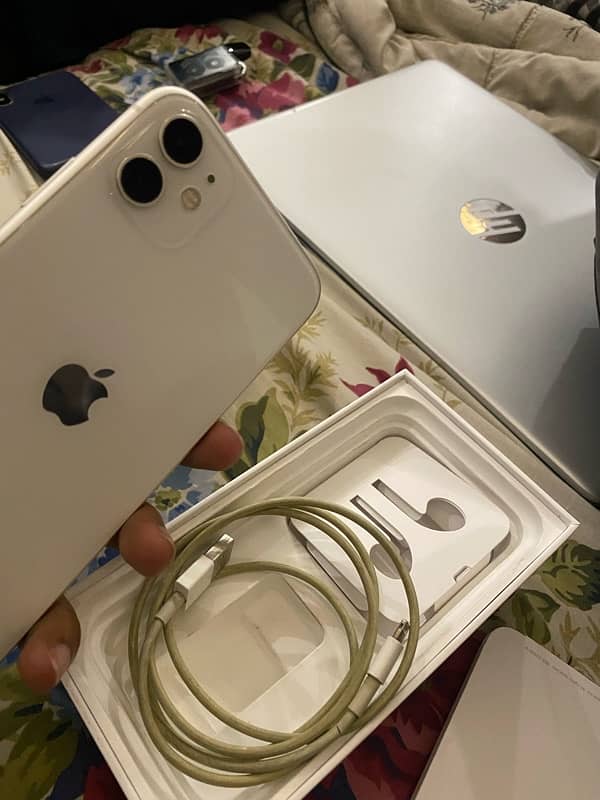 iphone 11 pta approved 128gb 7