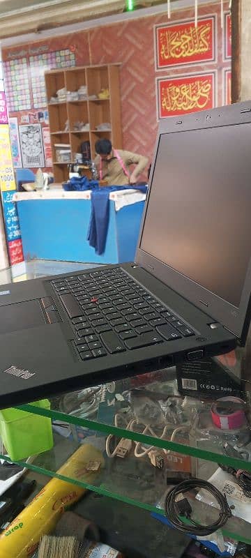 Lenovo Thinkpad i5 7th Generation 1