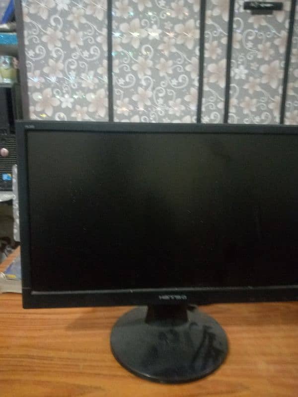 Gaming PC for gtav urgent sale with monitor 2