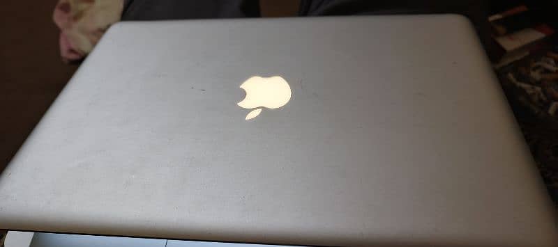 MacBook Pro 1