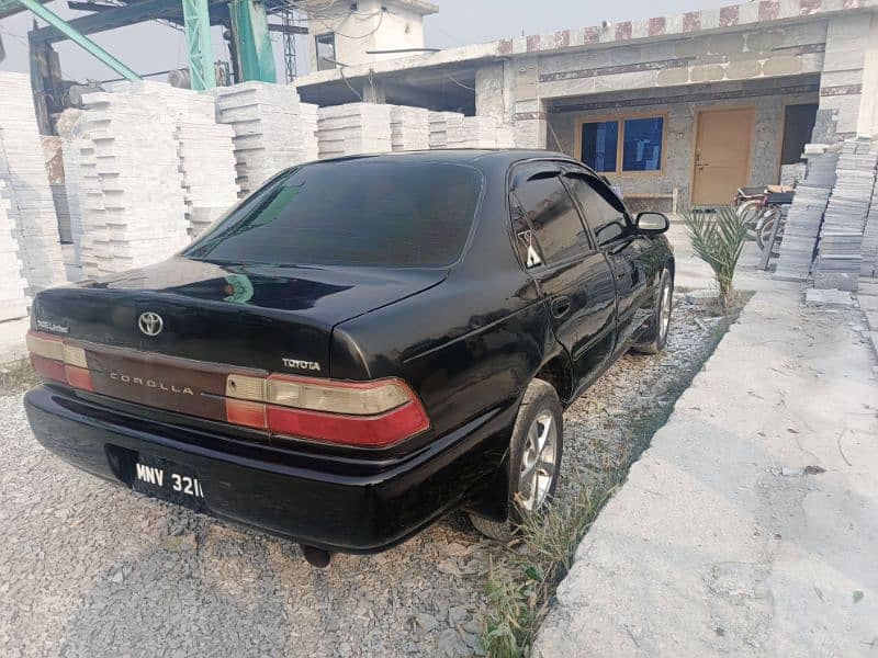 Toyota Corolla XE 1998 7