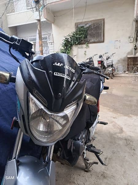 Honda cb150 F 150 cc 3