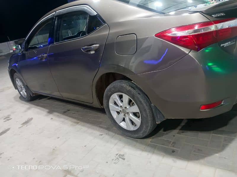 Toyota Corolla Altis 2015 4