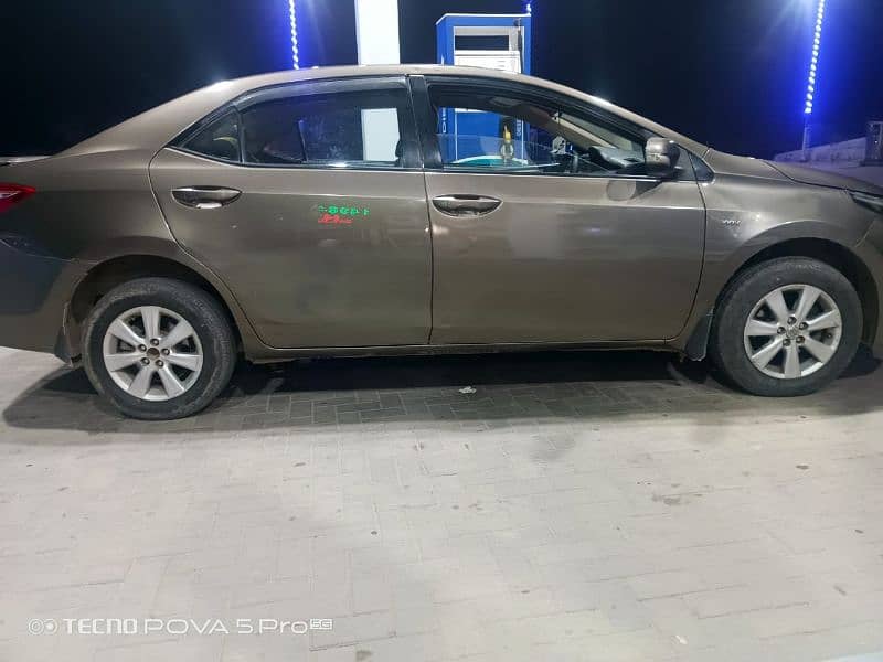 Toyota Corolla Altis 2015 8