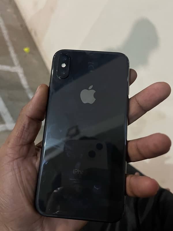 I PHONE x(pta approved ) 4