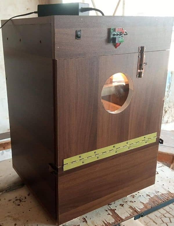 Incubator 12V DC 1