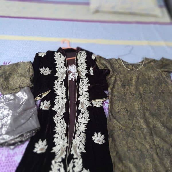 4 pc velvet fancy embroidered dress 0