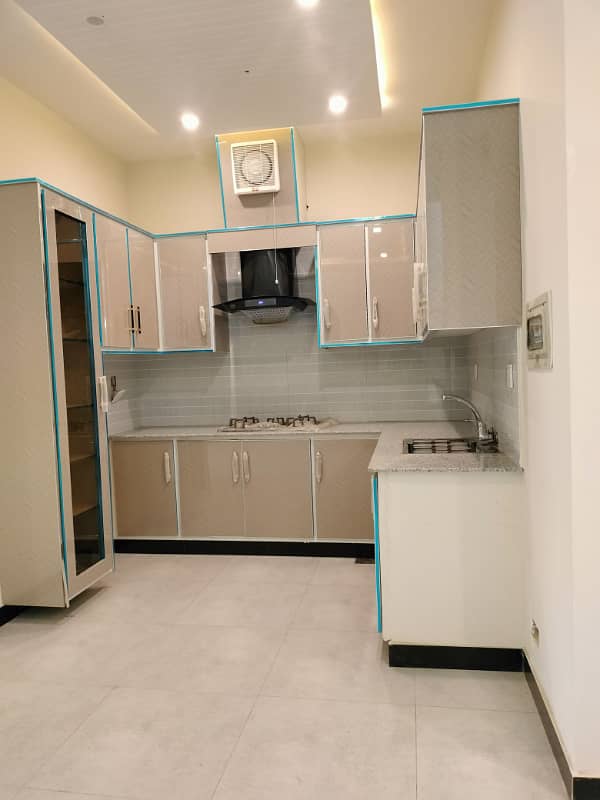 5 MARLA BRAND NEW HOUSE FOR SALE in FAISAL TOWN BLOCK C 9