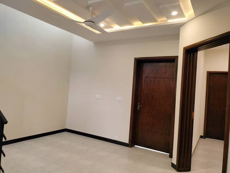 5 MARLA BRAND NEW HOUSE FOR SALE in FAISAL TOWN BLOCK C 34