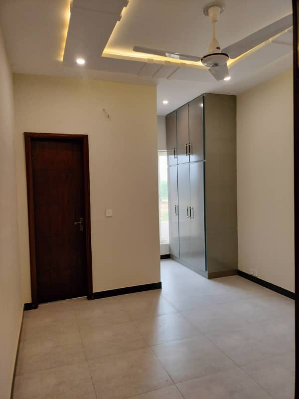 5 MARLA BRAND NEW HOUSE FOR SALE in FAISAL TOWN BLOCK C 39