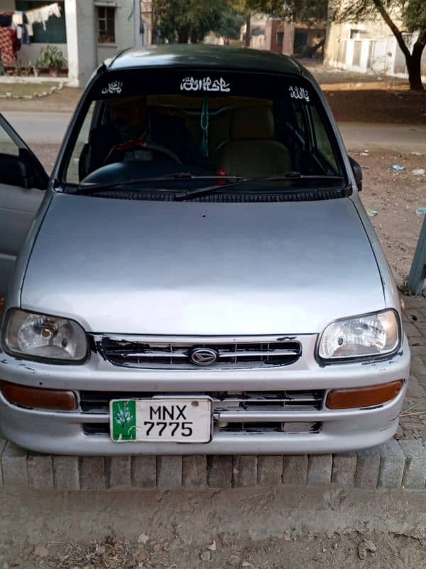 Daihatsu Cuore 2001 1