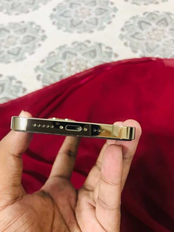 iphone 12 pro (256 GB) NON PTA 5