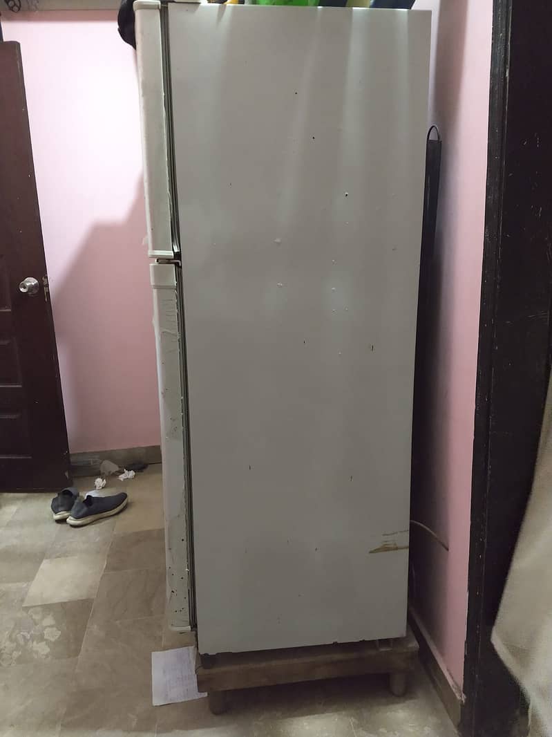 Dawlance Refrigerators for sale (Fault Chamber leakage) 2