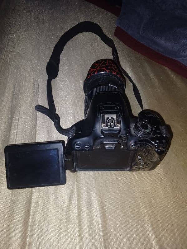 canon 700d 5