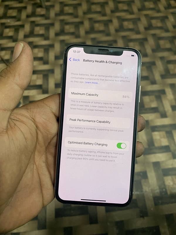 iphone Xs 64 GB non jv      03094615443 2