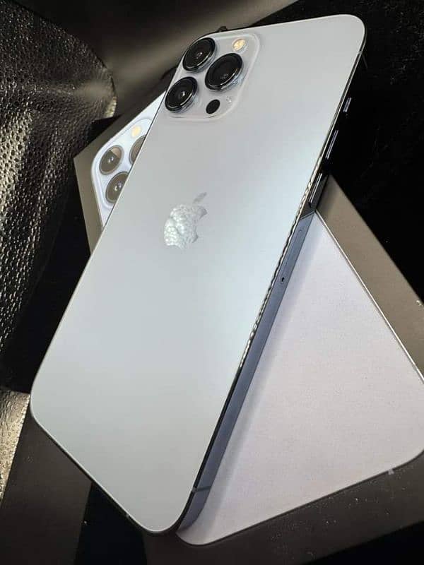 i Phone 8plus, 11,12,13,14,15 pro max on instalment Whatsap 3261927684 2