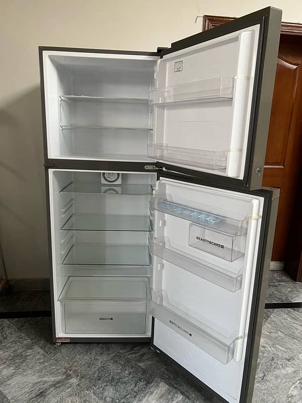 i am selling our home used good condition refrigerator in best price! 2