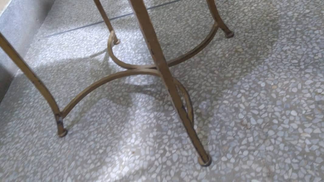 Antique Iron Dinning Table 2