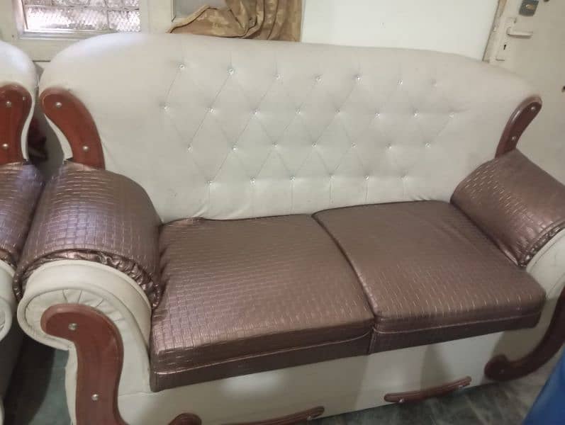 6 seater sofa 1 center glass table 11