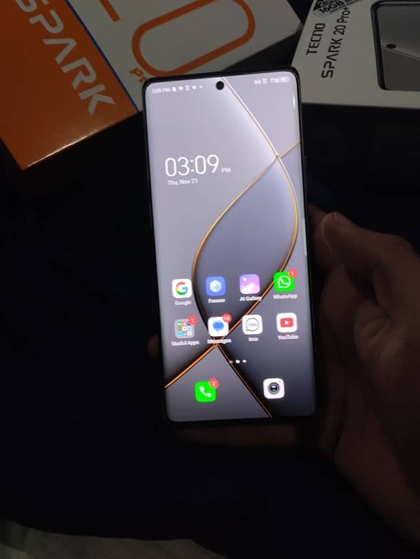 Tecno spark 20 pro plus 8+8/256 2