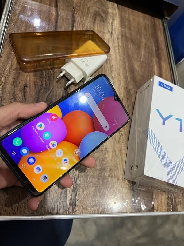 vivo y1s first hand used 7