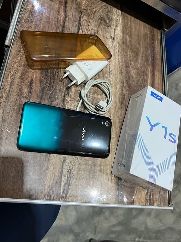 vivo y1s first hand used 13