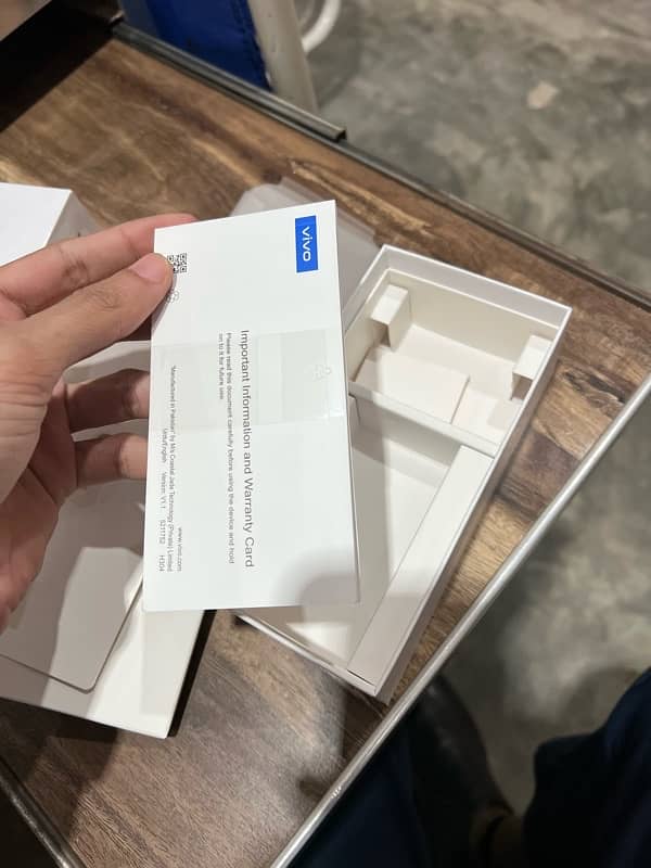 vivo y1s first hand used 16