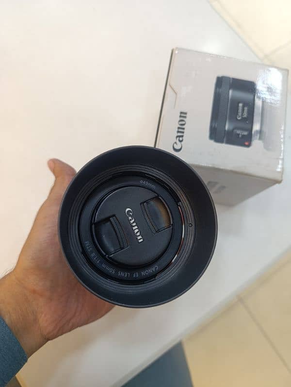 Canon 50mm STM with box 2