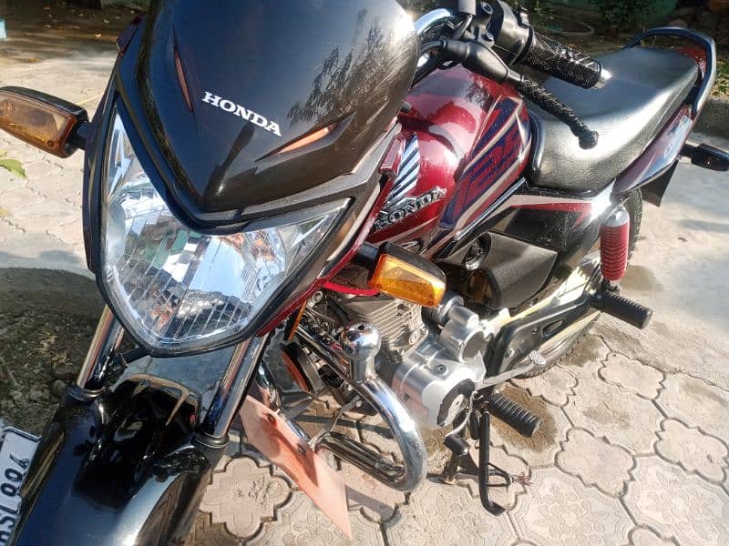 Honda cb 125f Islamabad num selfstart 5gear 1