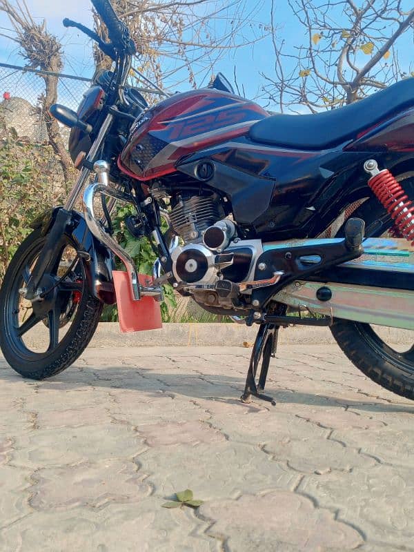 Honda cb 125f Islamabad num selfstart 5gear 9