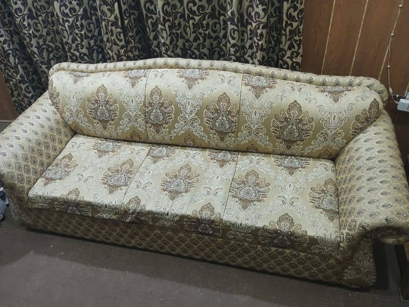 Five seater sofa set urgent sale 0