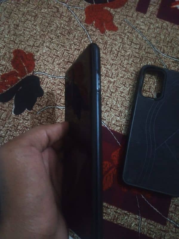 infinix Not 8i 6GB 128GB all ok bs side baton thora sakht hai 6