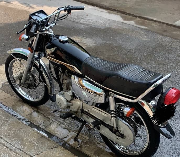 HONDA 125 CG SELF START SPECIAL EDITION 0