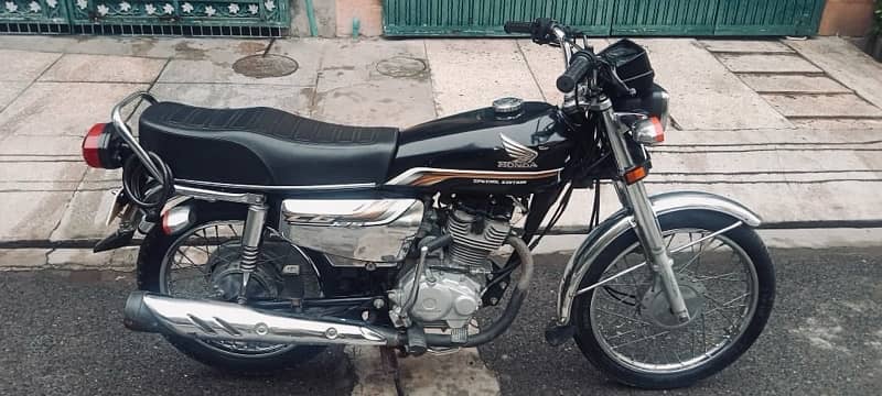 HONDA 125 CG SELF START SPECIAL EDITION 2