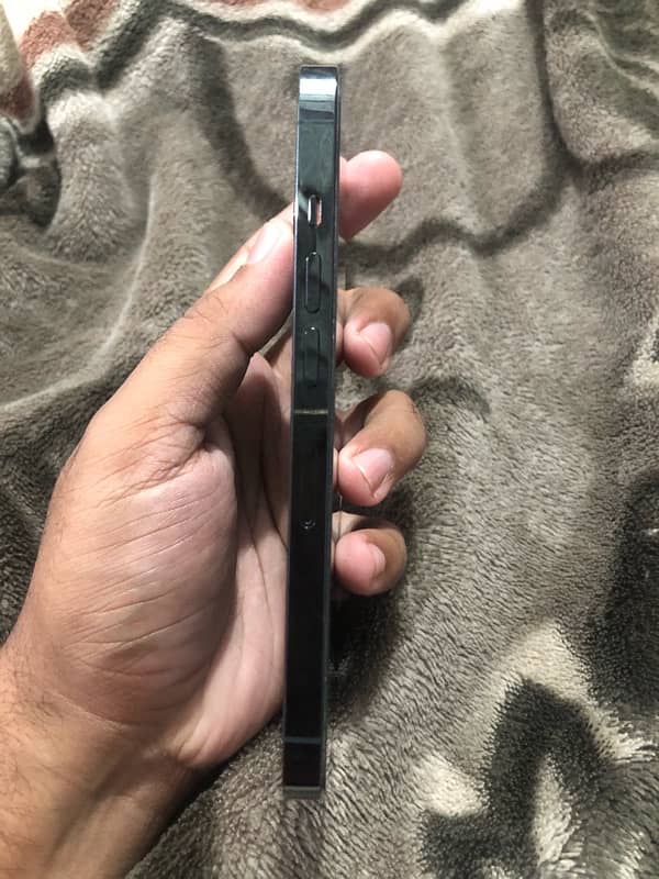 iphone 13 pro / 128gb / Non Pta 3