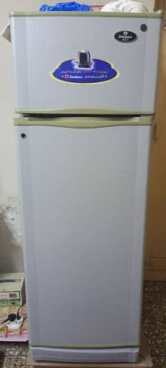 Dawlance  Medium size Refrigerator