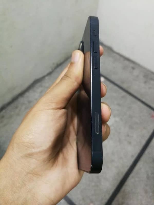 Iphone 13 mini ( exchange possible iphone 14 sth pay krdo ga ) 2